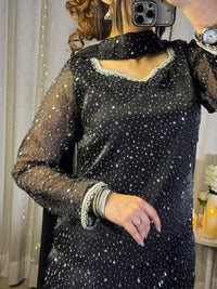 Channel Celebrity Glamour – Mahira Khan Inspired Black Beaded Set