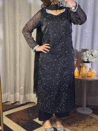 Mahira Viral Noir Silver Beaded Black Dress / Long Shirt Set