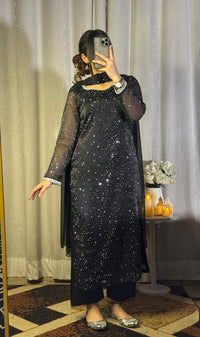 Mahira Viral Noir Silver Beaded Black Dress / Long Shirt Set