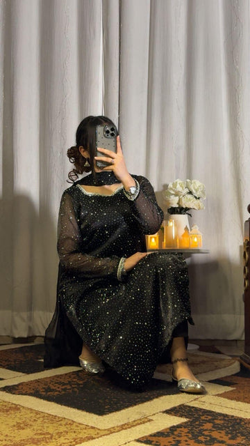 Mahira Viral Noir Silver Beaded Black Dress / Long Shirt Set