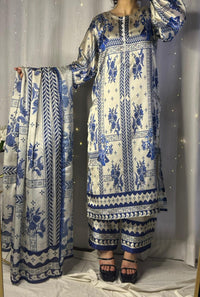 Chic Blue & White Geometric Print Silk 3-Piece Cord Set