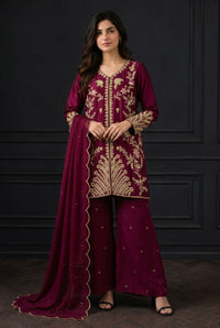 Magenta Monarch Zardozi & Dabka Embroidered Tissue Silk Set