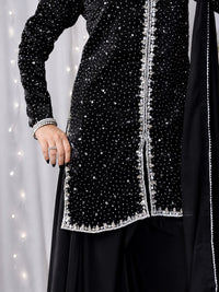Channel Celebrity Glamour – Mahira Khan Inspired Black Beaded Set
